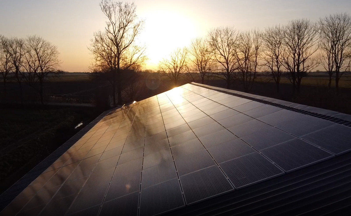 Vier nieuwe zonnedaken voor Energiecoöperatie Duurzaam Bedum